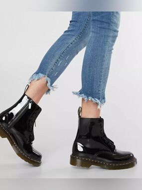 Dr. Martens “1460' Boot Patent Leather 🤩